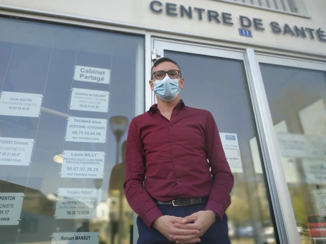 Frédéric Piquet masque hypnothérapie L'Huisserie Segré_20 04 21_CJ